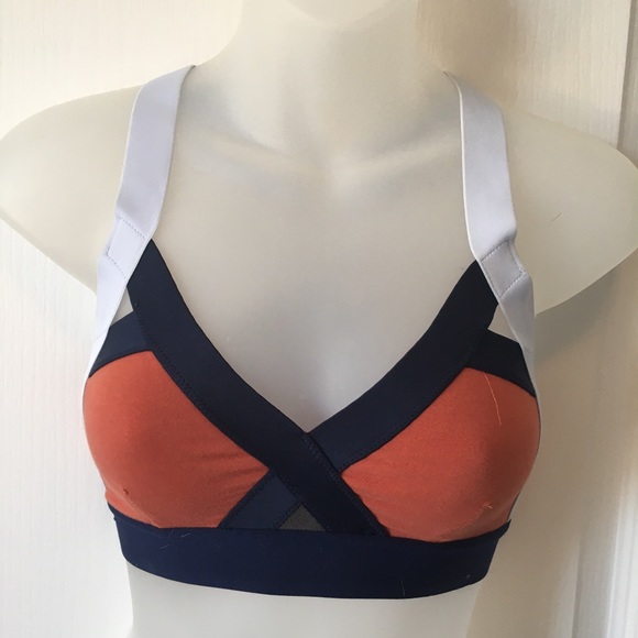 NWB Community bra top by Aritzia - Picture 4 of 6